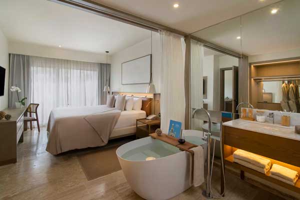 Master Suite Deluxe at Paradisus Palma Real Resort